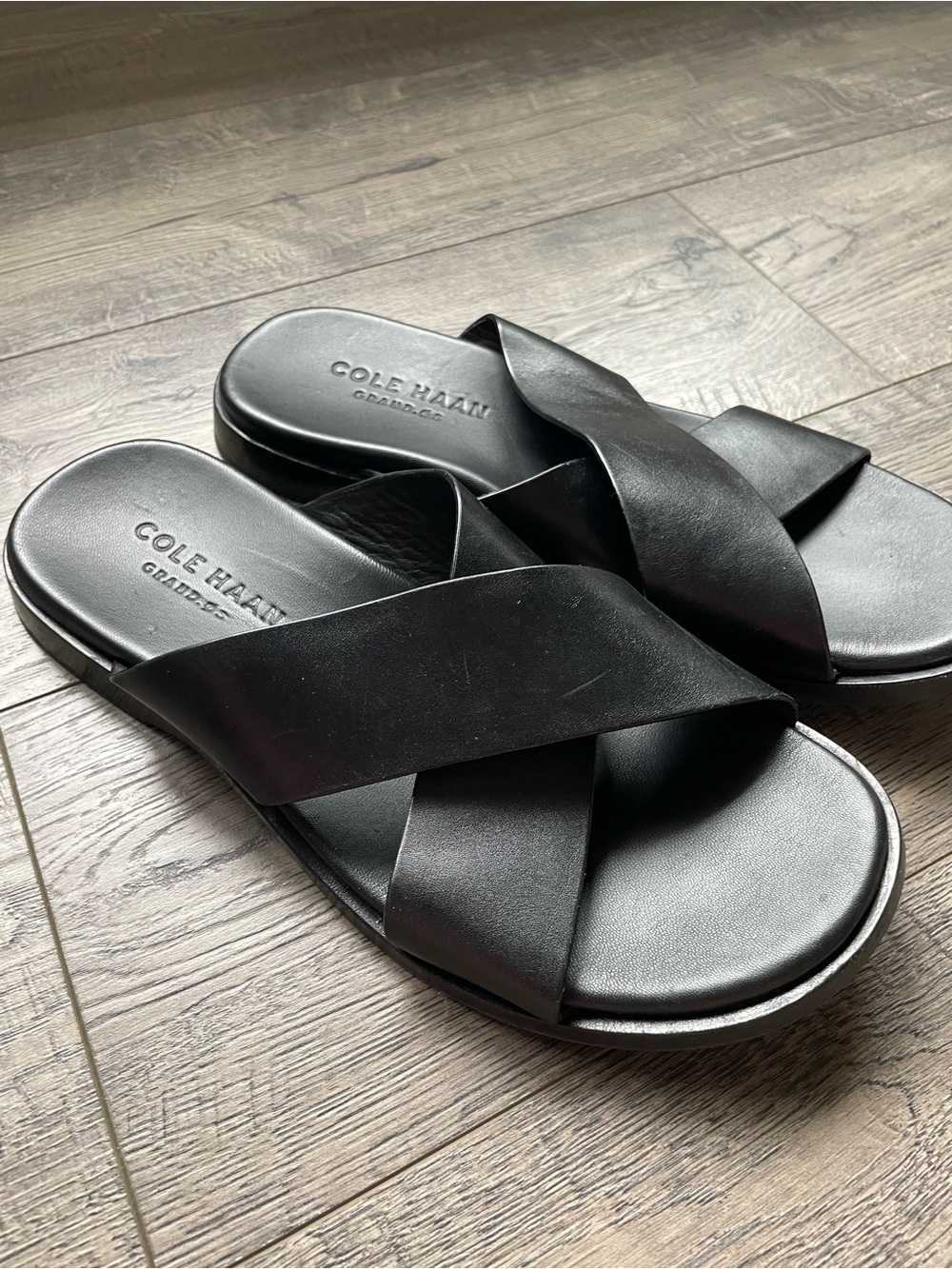 Cole Haan Black Crisscross Leather Slide Sandals Men’s 7 Women’s 8.5